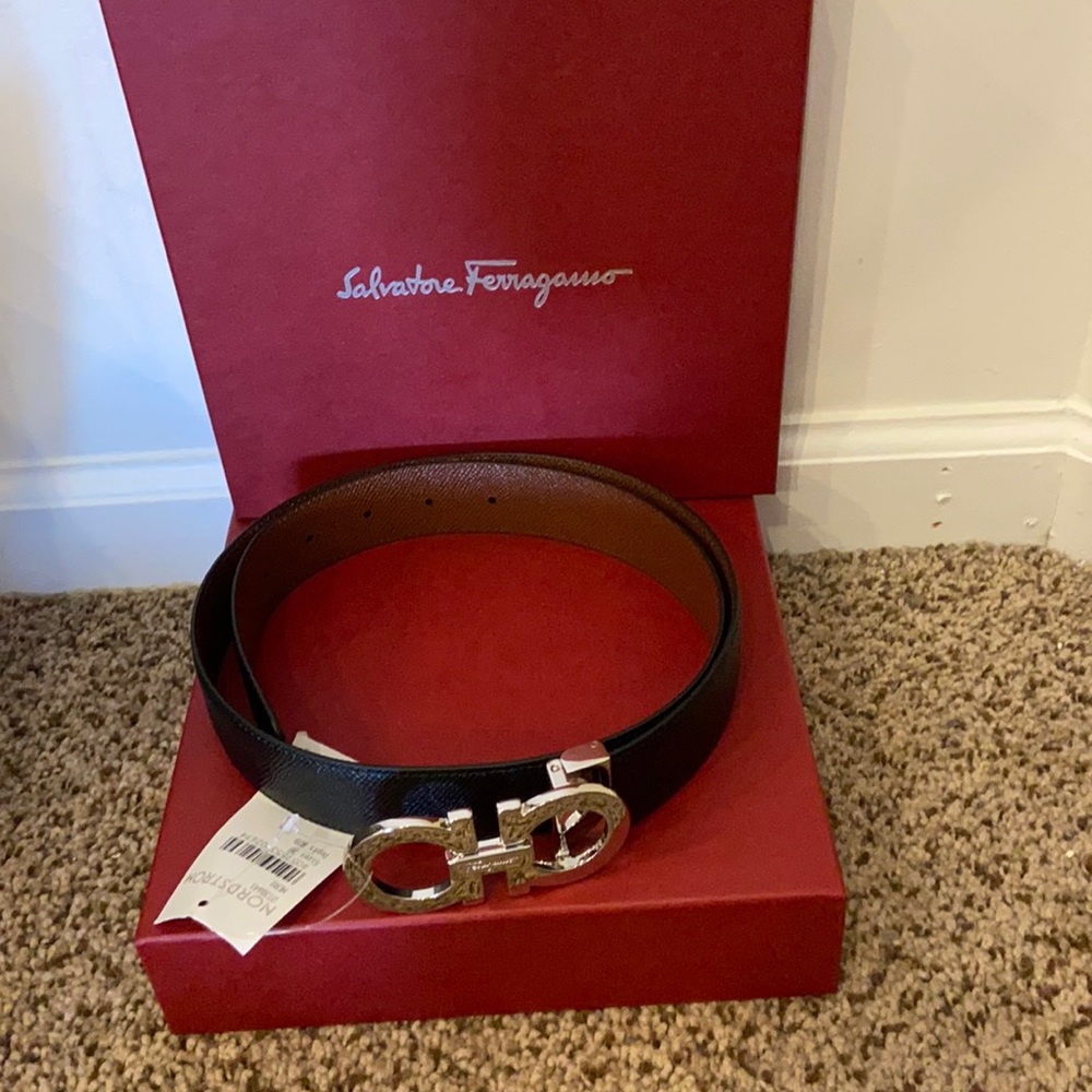 Salvatore Ferragamo men’s belt worn only once